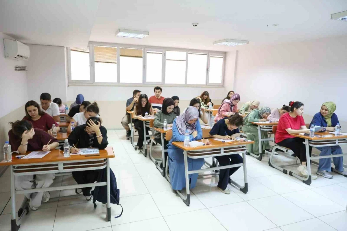 Bursa Büyükşehir'den memur adaylarına ücretsiz KPSS provası