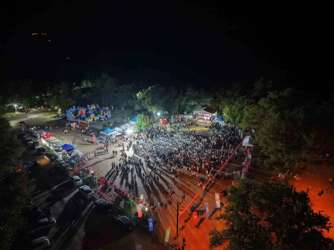 Çaltılıbük ve Birlik Köyleri Festivali'nde gelir öğrencilere