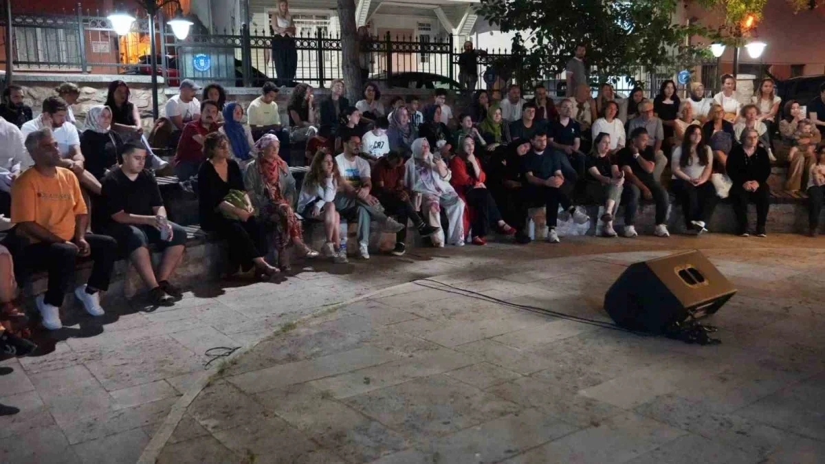 Bursa'da İkinci Zaman etkinliği Mudanya'da yoğun ilgi gördü