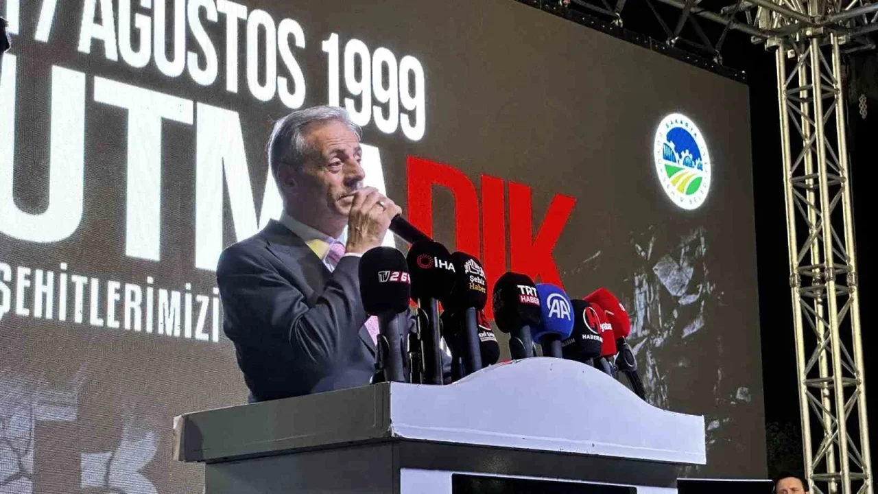 17 Ağustos 1999 Marmara Depremi Sakarya'da anıldı