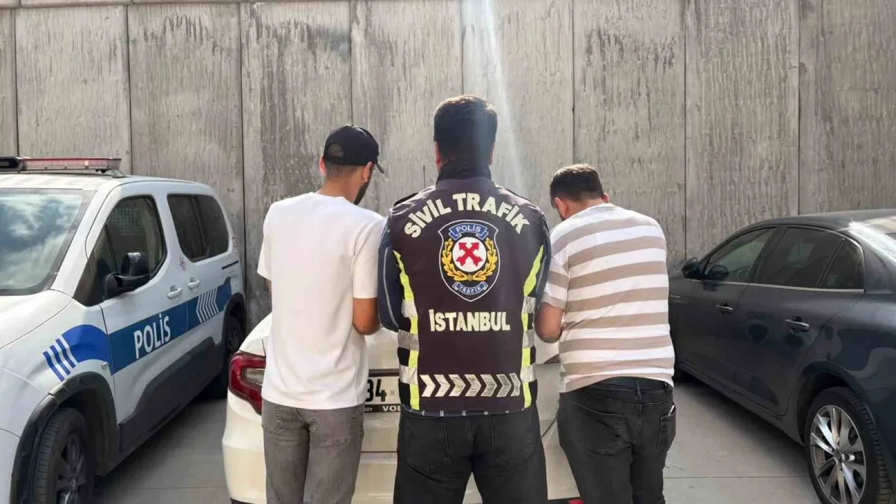 Esenyurt'ta saldırı amacıyla takip eden 2 sürücüye ceza
