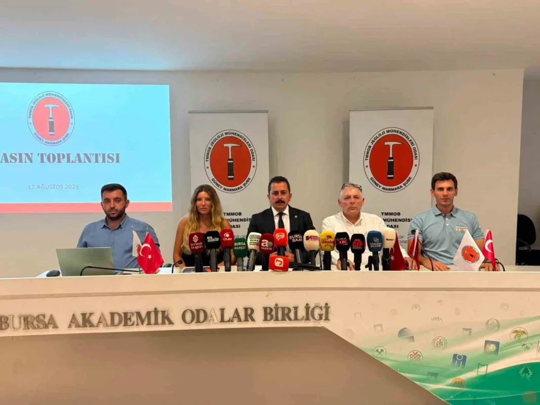 Jeoloji Mühendisleri Odası'ndan 17 Ağustos deprem uyarısı