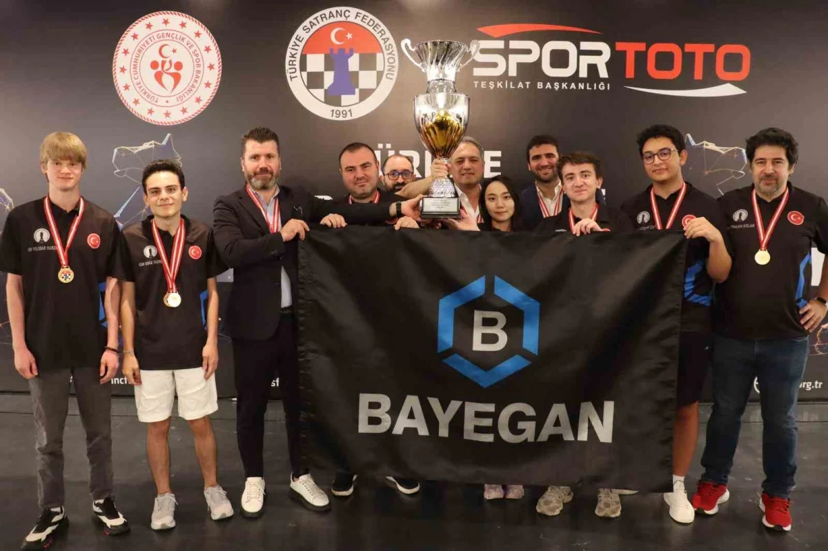 Bayegan Pendik Satranç Kulübü Süper Lig'de üst üste 3. kez şampiyon
