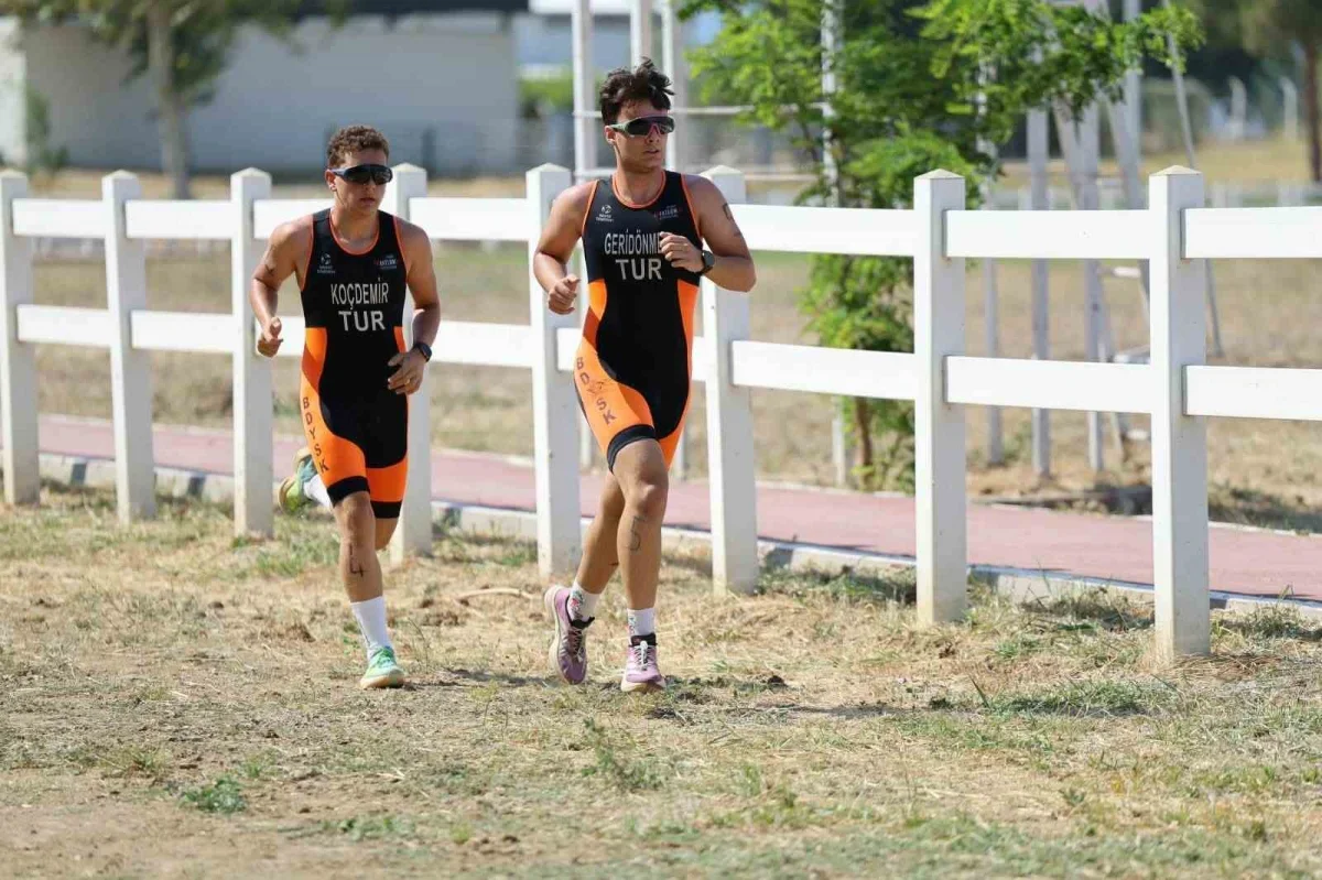 Osmangazi Belediyesi gençleri duatlon yarışlarıyla spora teşvik etti