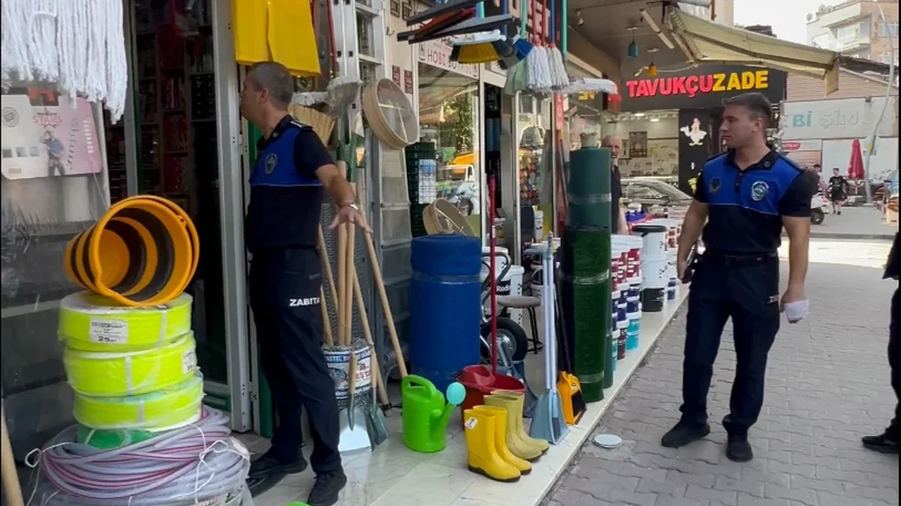 İnegöl'de zabıta ekiplerinden kaldırım işgali ve çevre kirliliği denetimi