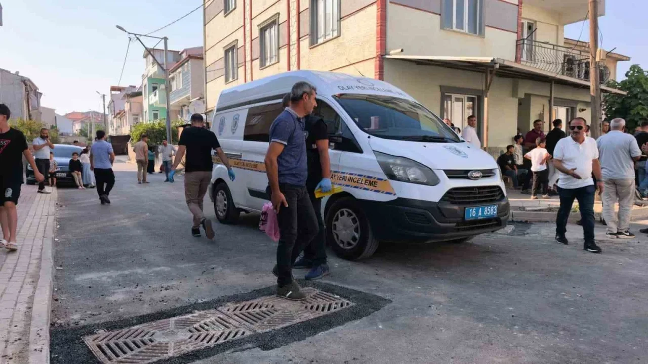 İnegöl'de husumetli gruplar arasında silahlı kavga: 2 yaralı