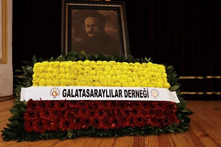 Tevfik Fikret, Galatasaray Lisesi'nde vefatının 111. yılında anıldı