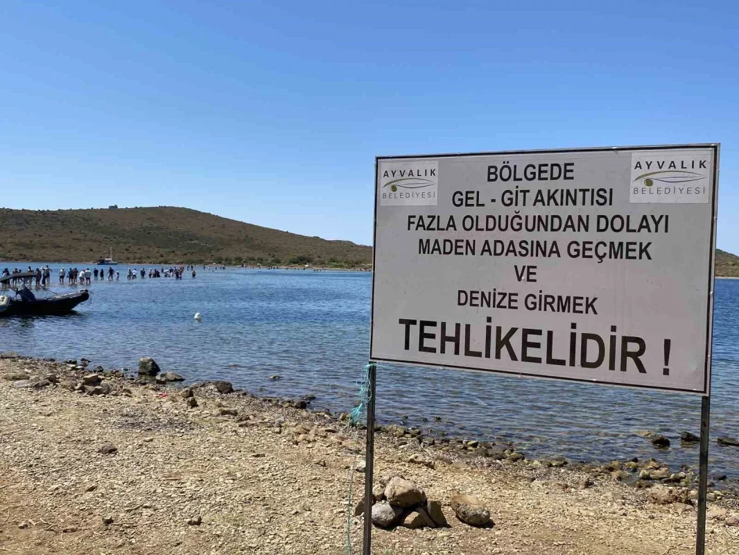 Ayvalık Yalancı Boğaz'da can güvenliği alarm veriyor