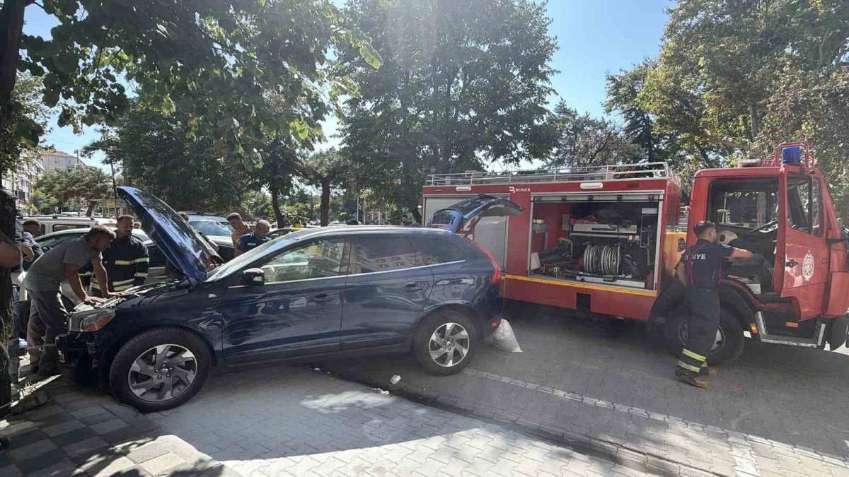 Kırklareli'nde otomobilden yükselen dumanlar paniğe neden oldu