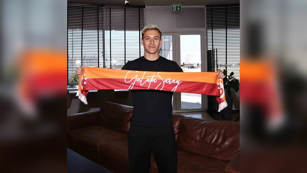 Sergei Batrakov İstanbul'a geldi: Galatasaray'da transfer heyecanı