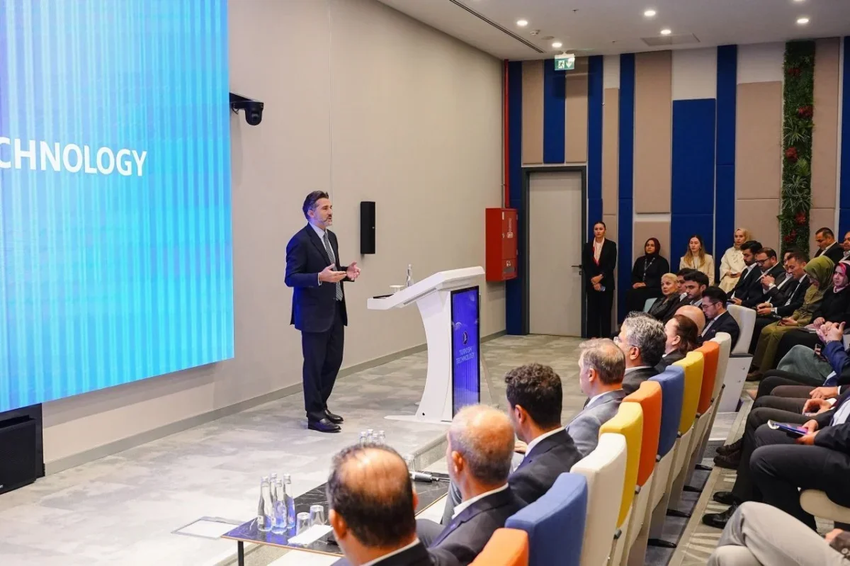 THY Başkanı Murat Şeker, Turkish Technology ekibiyle buluştu