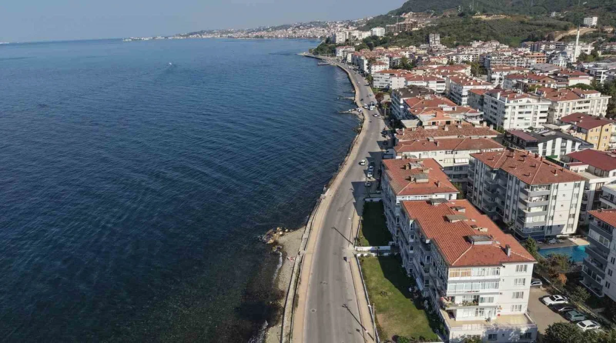 Çınarcık'ta denize girmek yasaklandı: Kirlilik ve ceza
