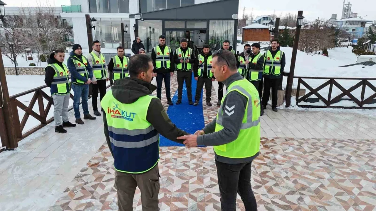 İHAKUT 1 yaşında: 81 ilde 1500'ü aşkın gönüllü sahada