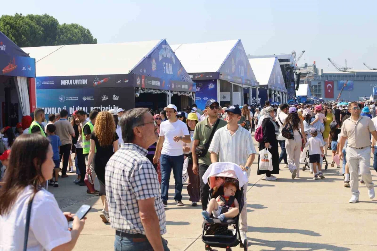 TEKNOFEST Mavi Vatan'da Gölcük Tersanesi'ne yoğun ilgi