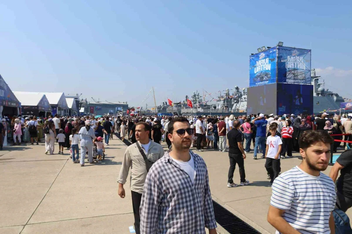 TEKNOFEST Mavi Vatan'da Gölcük Tersanesi'ne yoğun ilgi