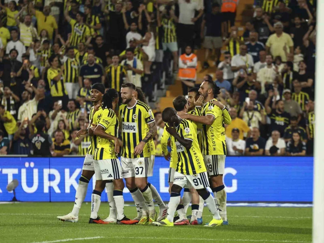 Fenerbahçe, Konyaspor'u 4-2 Yendi: Süper Lig'de 2. Hafta