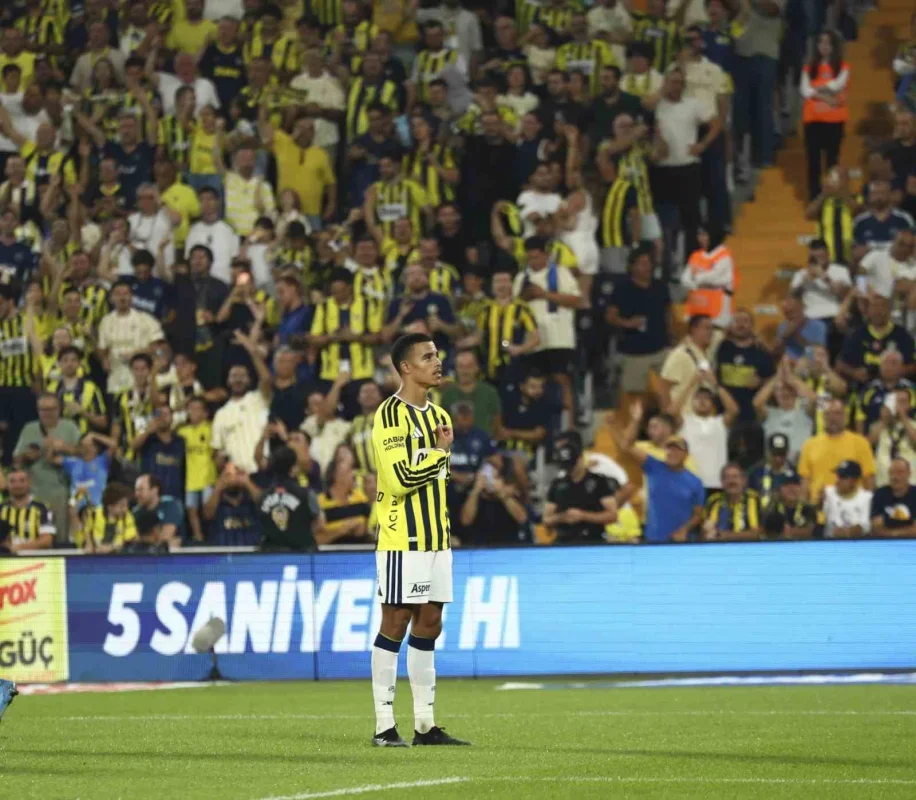 Fenerbahçe, Konyaspor'u 4-2 Yendi: Süper Lig'de 2. Hafta