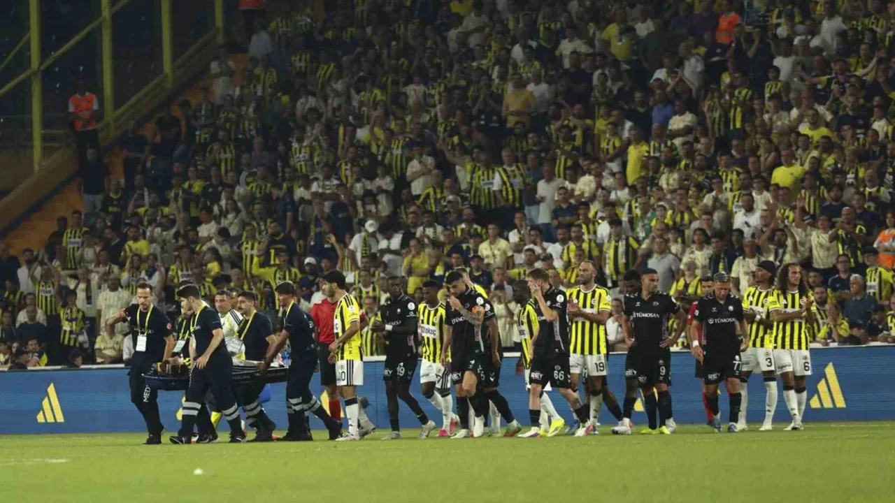 Fenerbahçe, Konyaspor'u 4-2 Yendi: Süper Lig'de 2. Hafta