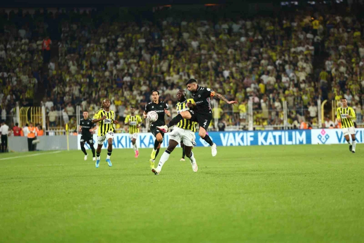 Fenerbahçe, Konyaspor'u 4-2 Yendi: Süper Lig'de 2. Hafta