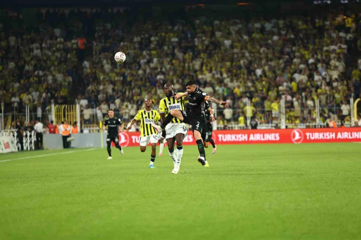 Fenerbahçe, Konyaspor'u 4-2 Yendi: Süper Lig'de 2. Hafta