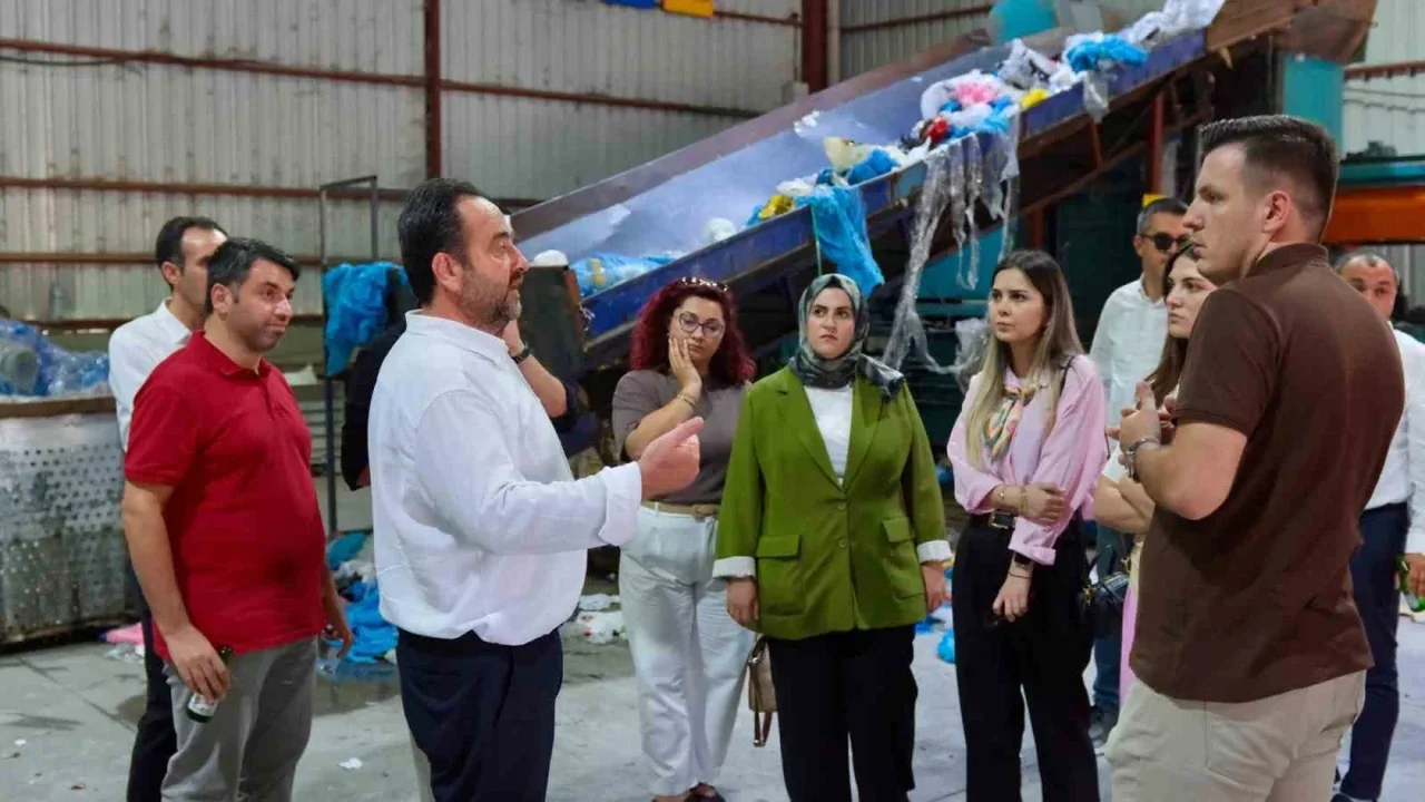 Yıldırım'ın sıfır atık çalışmaları Bursa'daki belediyelere örnek oldu