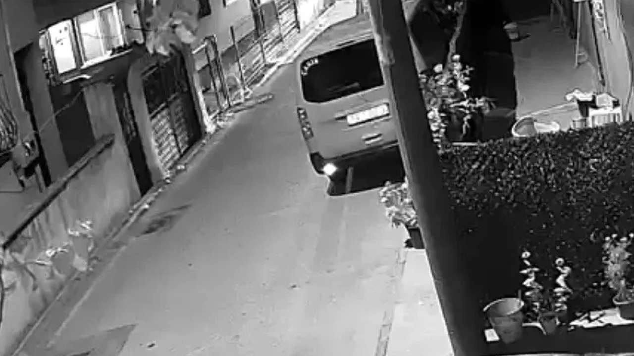 Adapazarı'nda boşanma aşamasındaki eşine silahlı saldırı