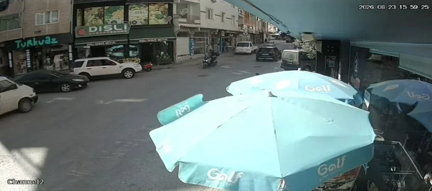 Bursa Orhangazi'de kavşakta otomobil motosiklete çarptı: 1 yaralı