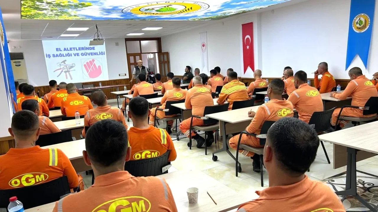 Bandırma Orman İşletmesi'nde hükümlüler ormancılıkta göreve başladı