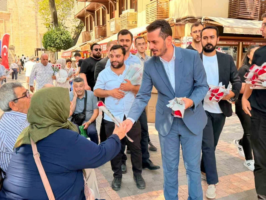 Bursa'da AK Parti gençlerinden Mevlid Kandili programı