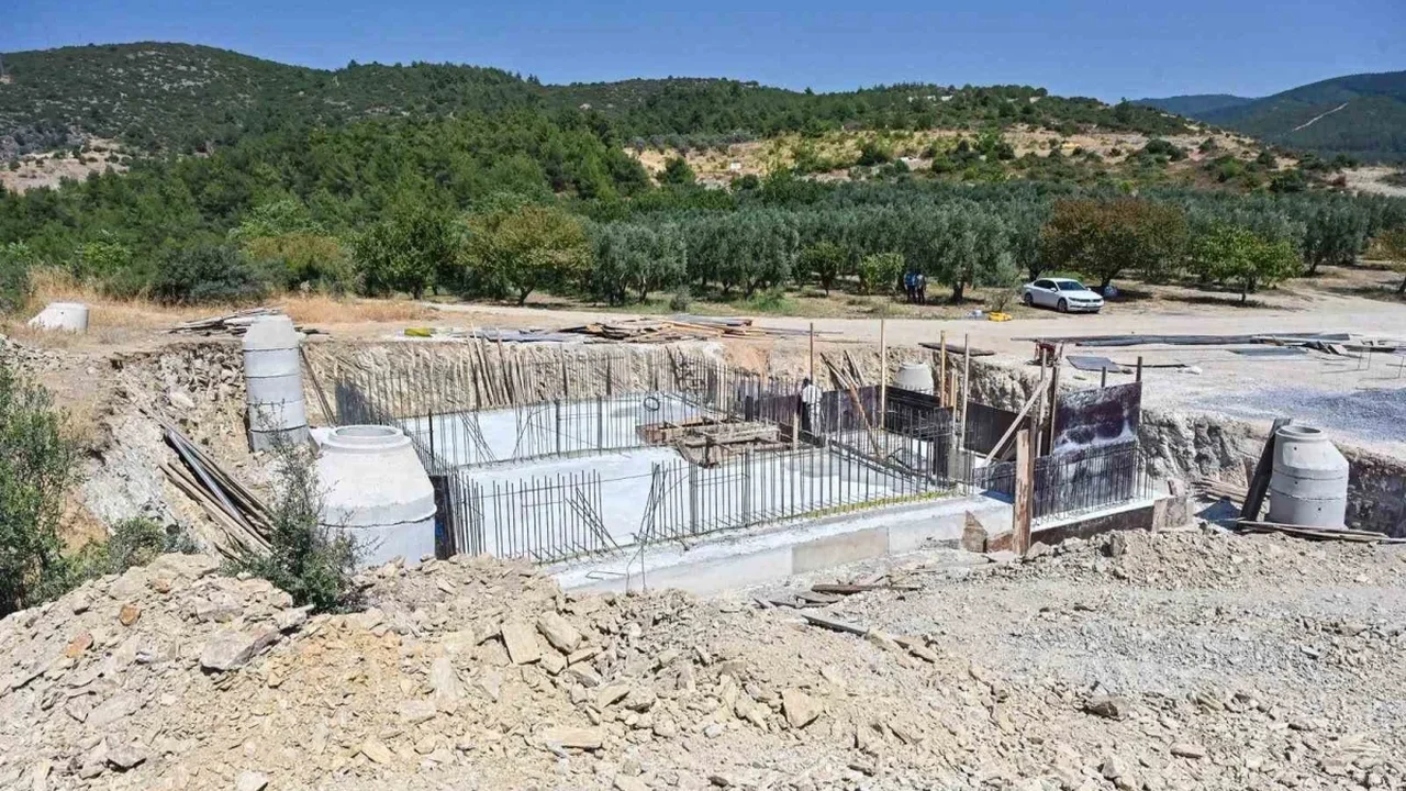 Bursa Büyükşehir'den İznik ve Orhangazi'ye yeni su deposu