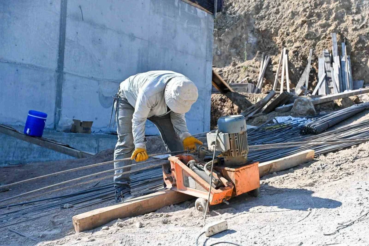 Bursa Büyükşehir'den İznik ve Orhangazi'ye yeni su deposu
