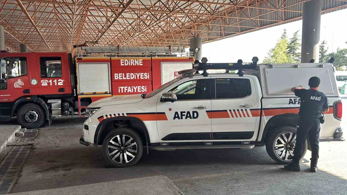 Edirne Otogarı'nda tinerli boya yangını: 2 işçi yaralandı