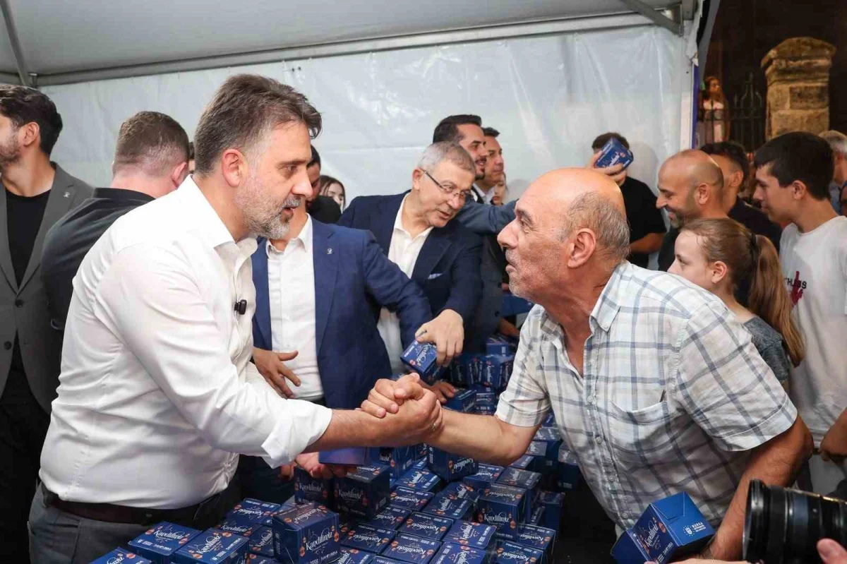 Bursa'da Mevlid Kandili Ulu Camii'nde dualarla idrak edildi