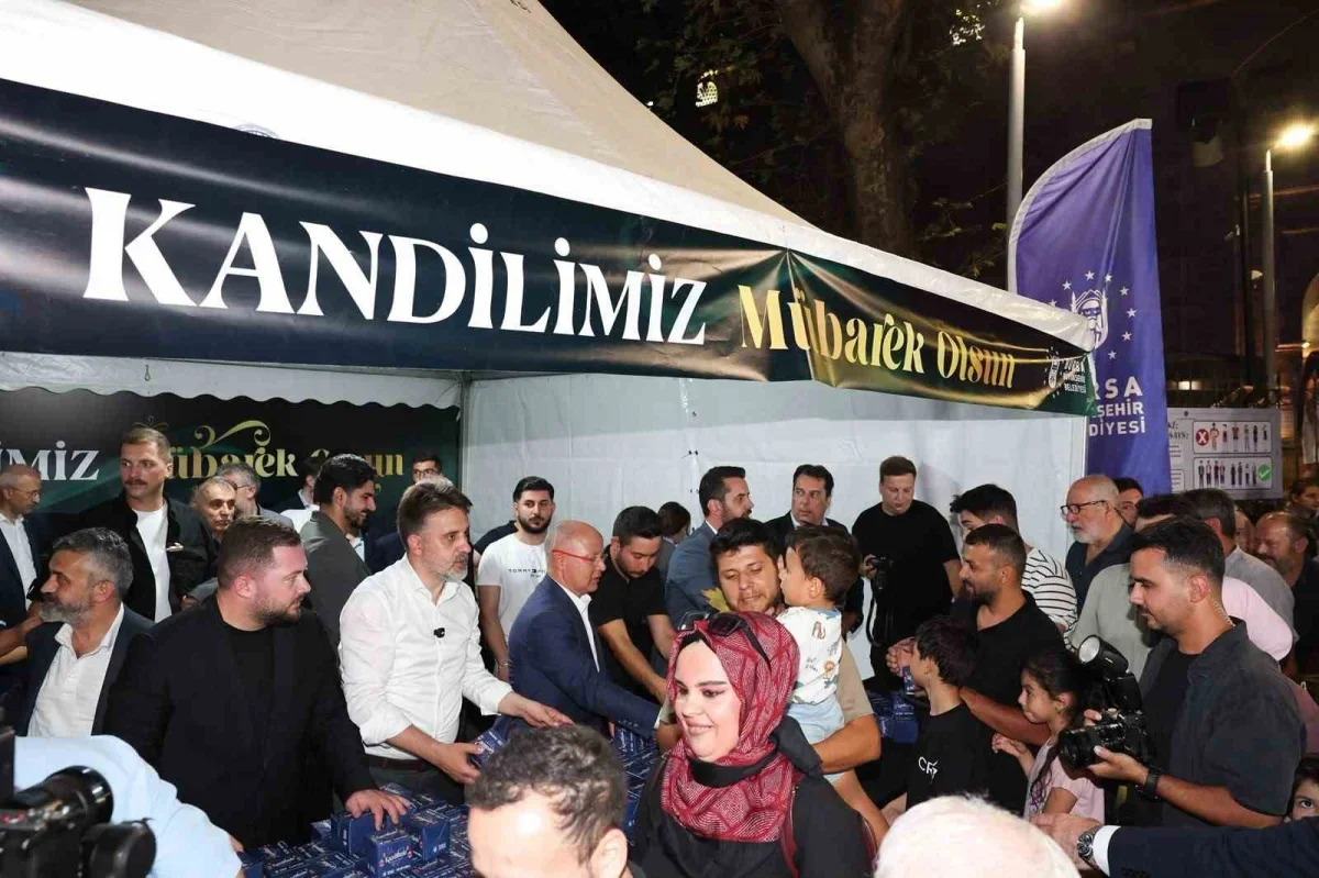 Bursa'da Mevlid Kandili Ulu Camii'nde dualarla idrak edildi