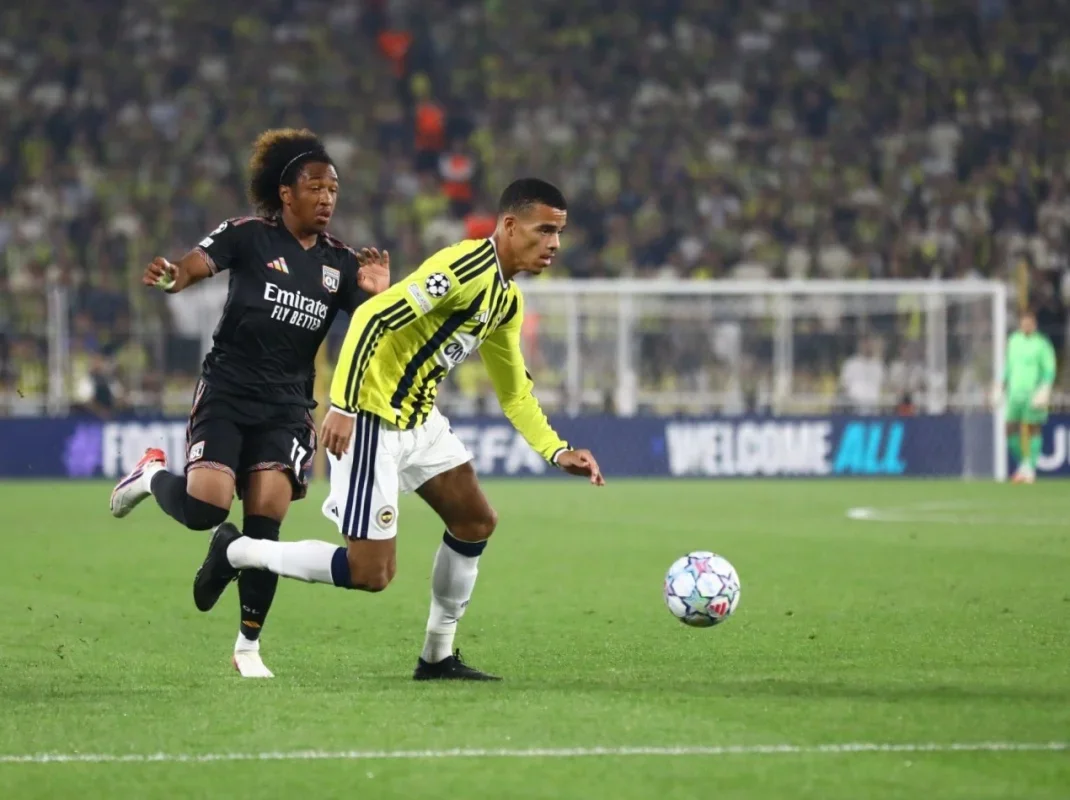 Fenerbahçe, Lyon deplasmanında Devler Ligi biletini arıyor