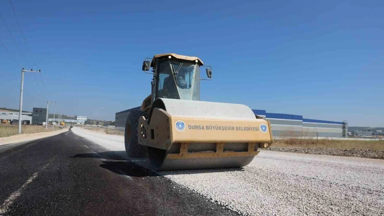 Bursa Büyükşehir'den Nilüfer Başköy'e 3,2 kilometrelik yeni yol