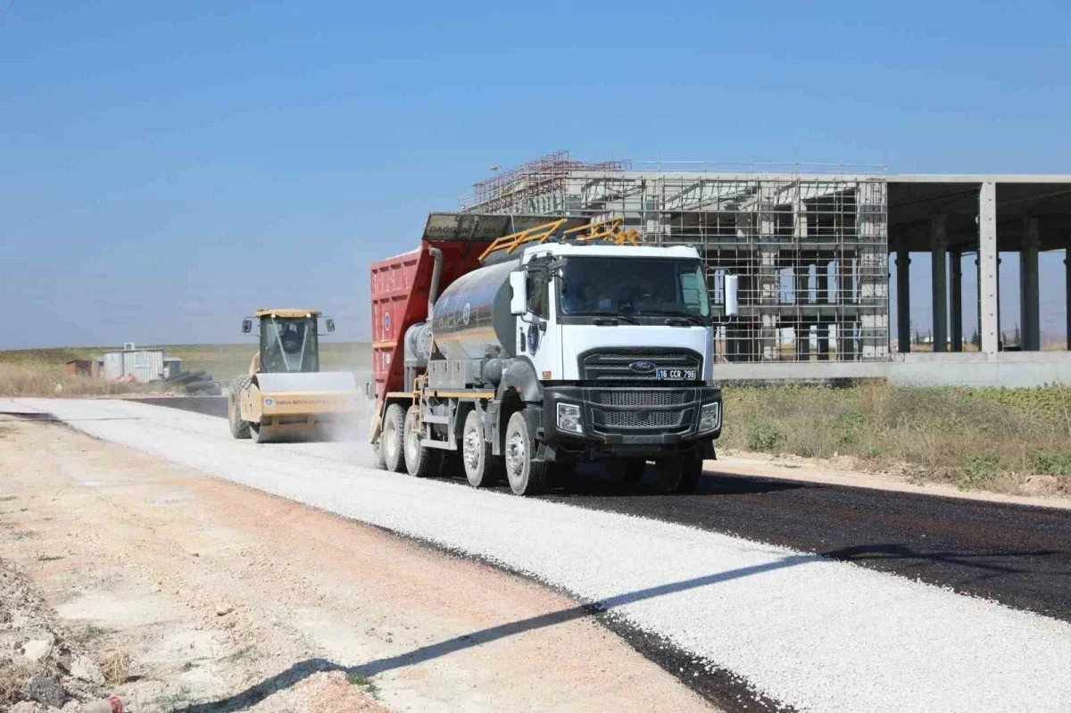 Bursa Büyükşehir'den Nilüfer Başköy'e 3,2 kilometrelik yeni yol