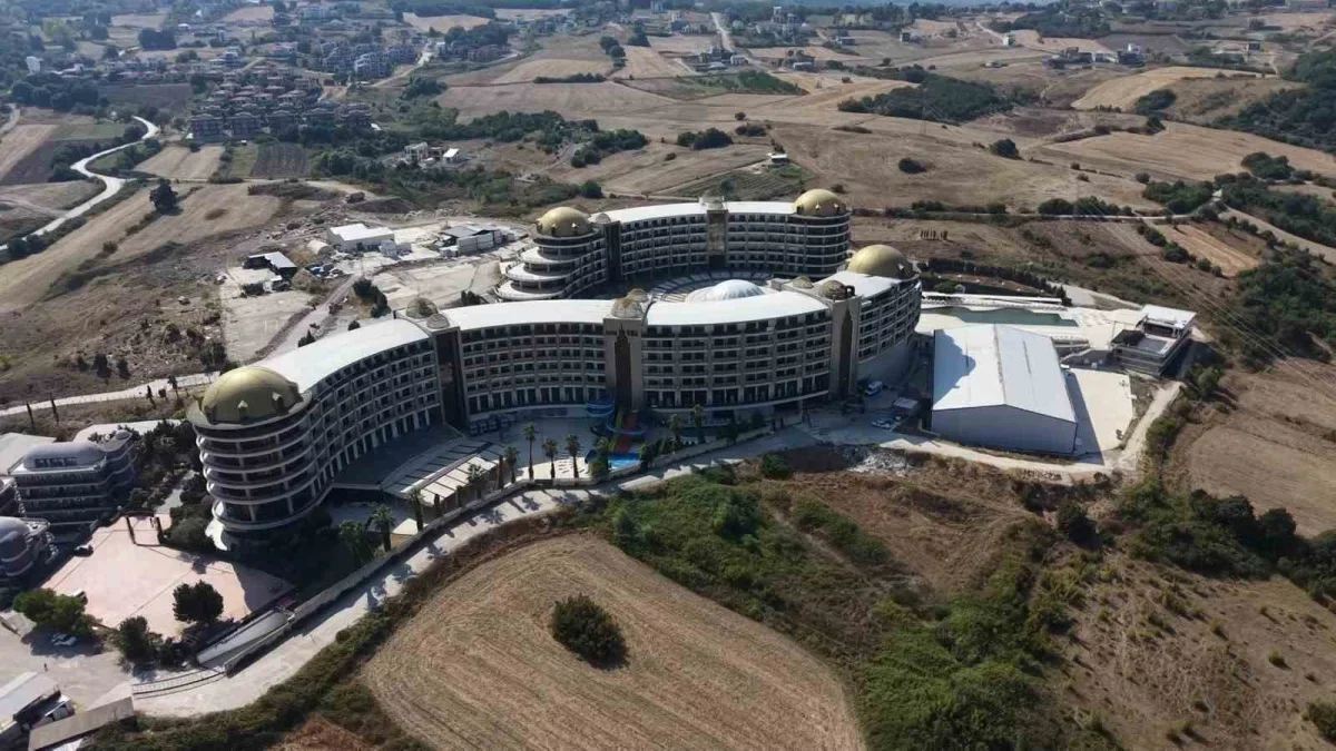Yalova'da Grand Termal Otel çalışanları maaşlarını alamıyor