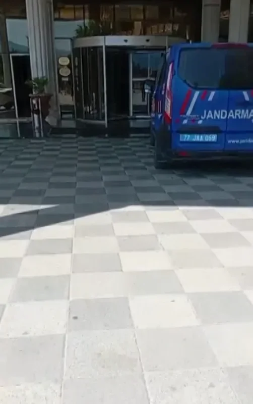 Yalova'da Grand Termal Otel çalışanları maaşlarını alamıyor