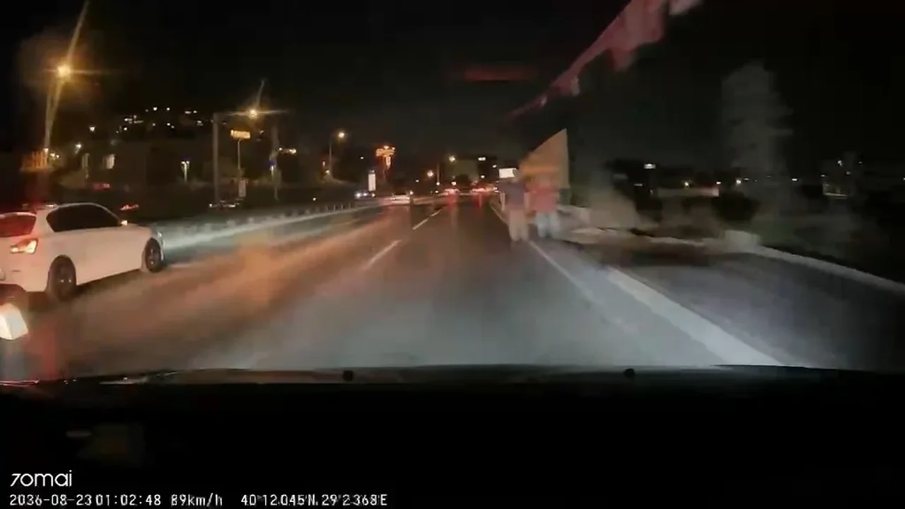 Bursa'da yayaya çarpan sürücü, kaçan şahsı aradı