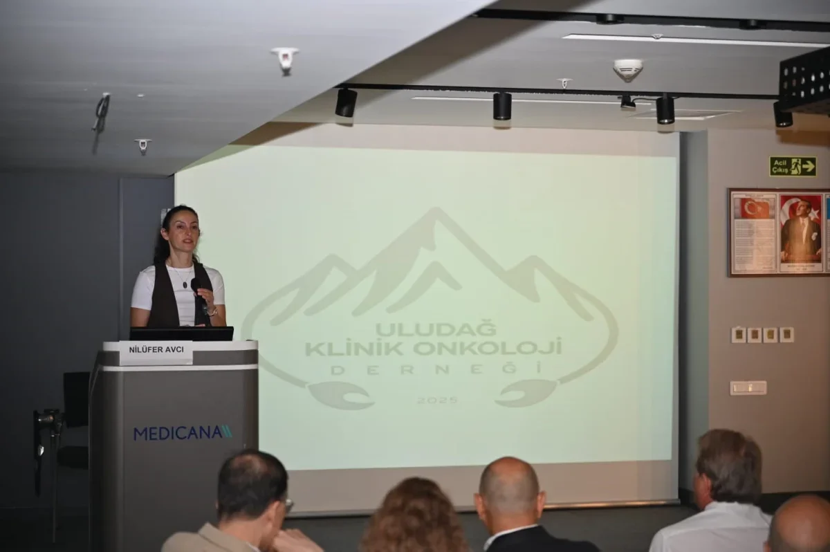 Bursa'da akciğer kanserinde immünoterapi semineri düzenlendi
