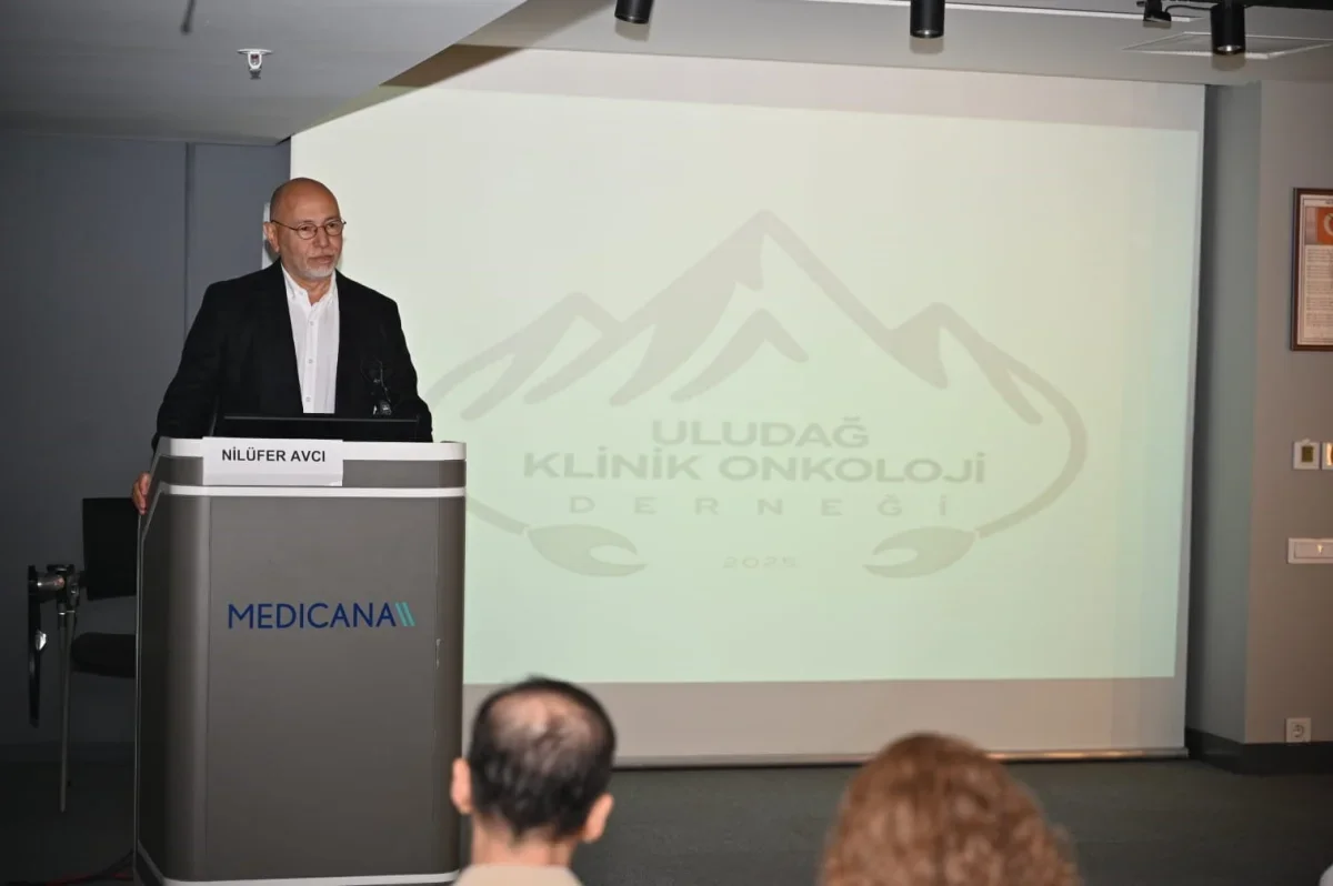 Bursa'da akciğer kanserinde immünoterapi semineri düzenlendi