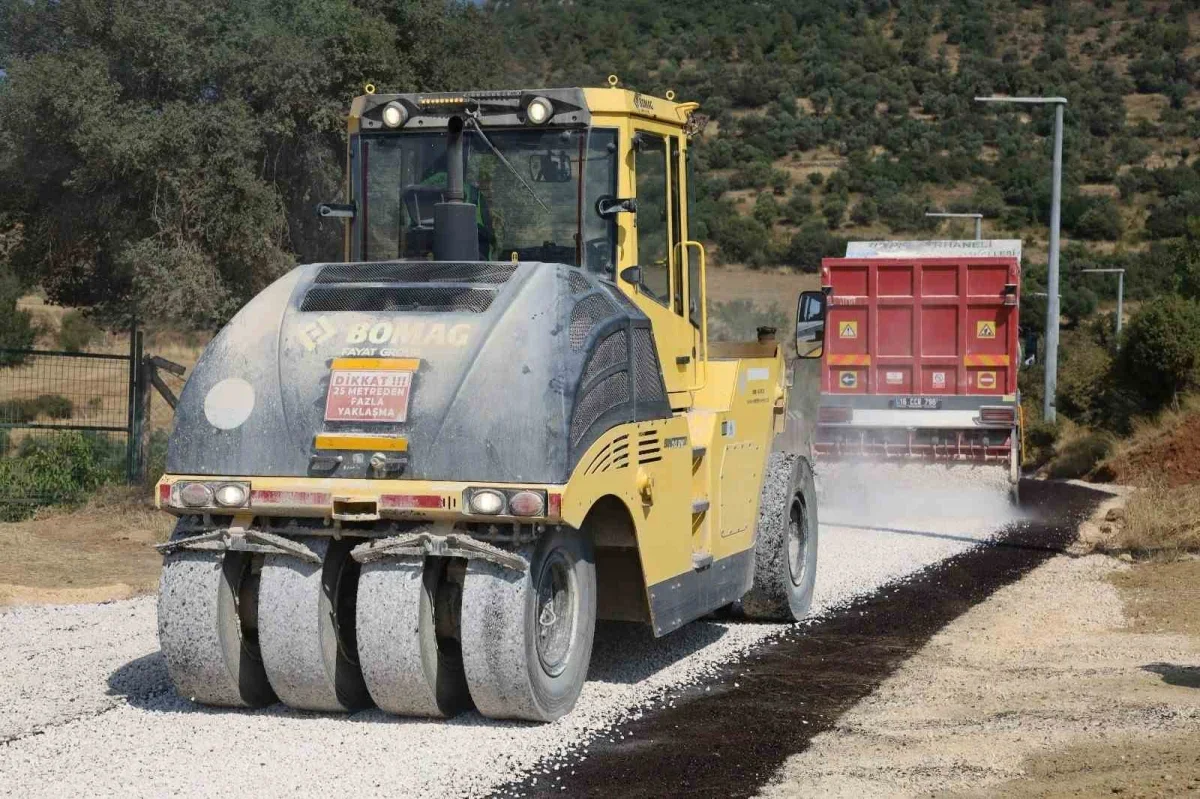 Bursa Büyükşehir 5 ilçede 22 kilometrelik yol yeniliyor