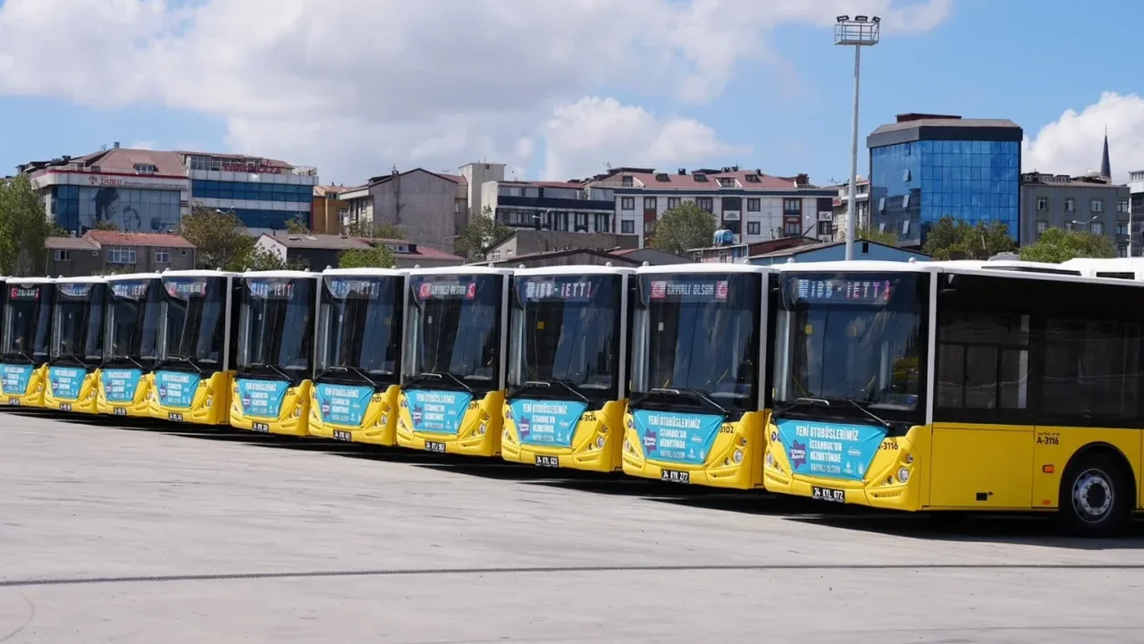 İstanbul ulaşımına 15 milyar TL yatırımla 550 yeni araç