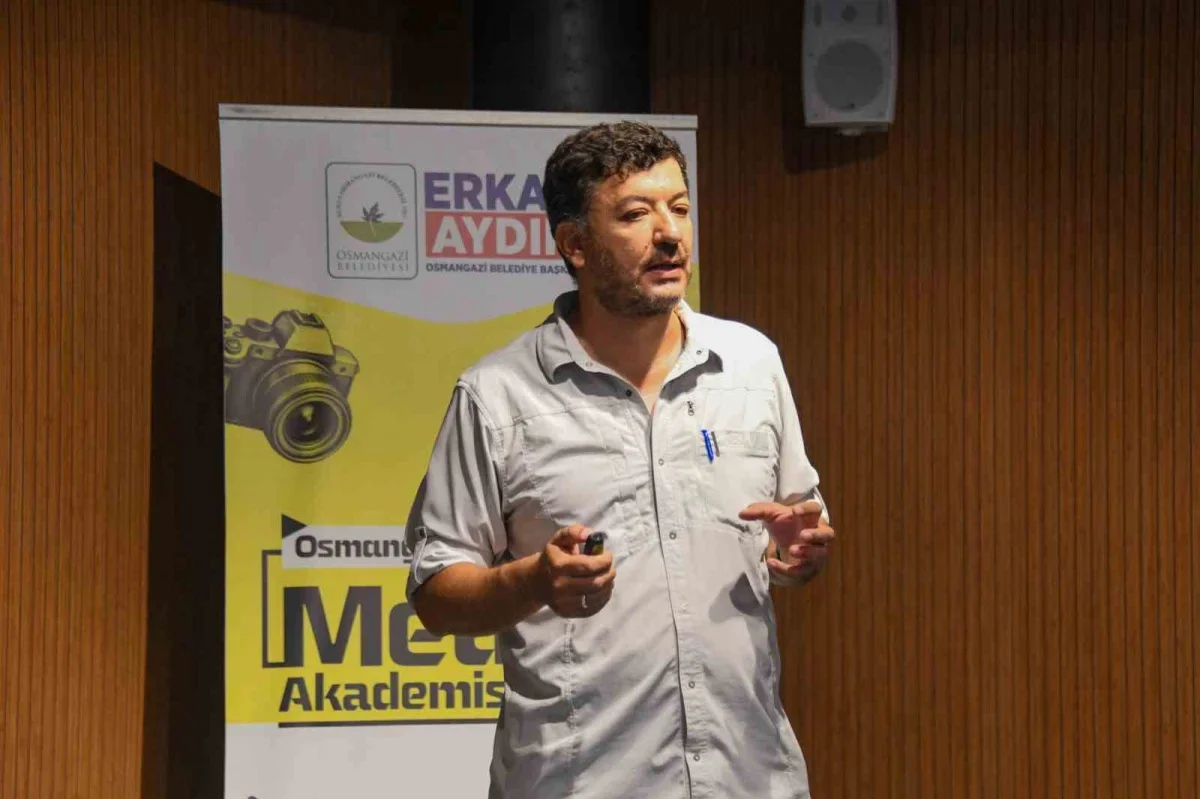 Osmangazi Medya Akademisi gençlere medya eğitimi veriyor