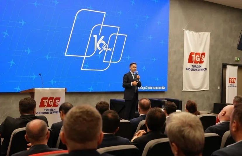 THY Başkanı Murat Şeker'den TGS çalışanlarına saha ziyareti