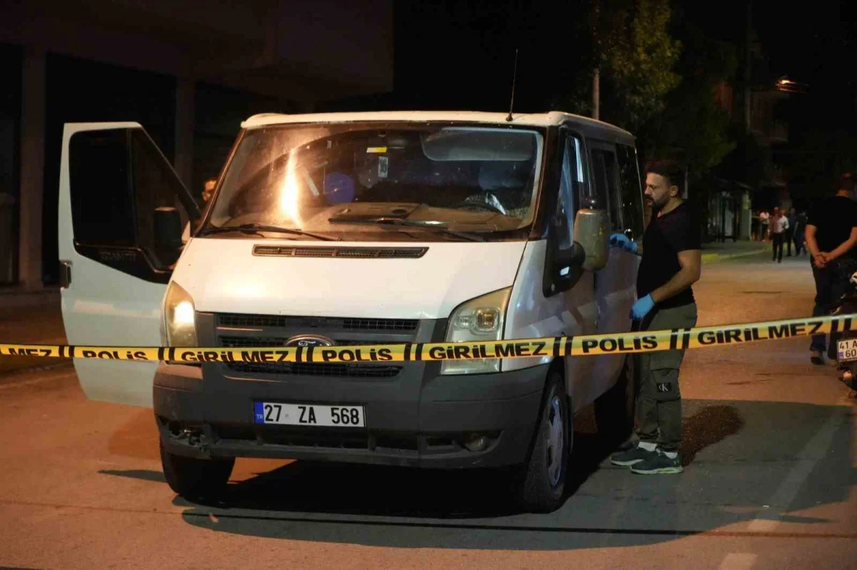 Kocaeli'de nişanlı kız iddiası sonrası kavga: 5 kişi bıçaklandı