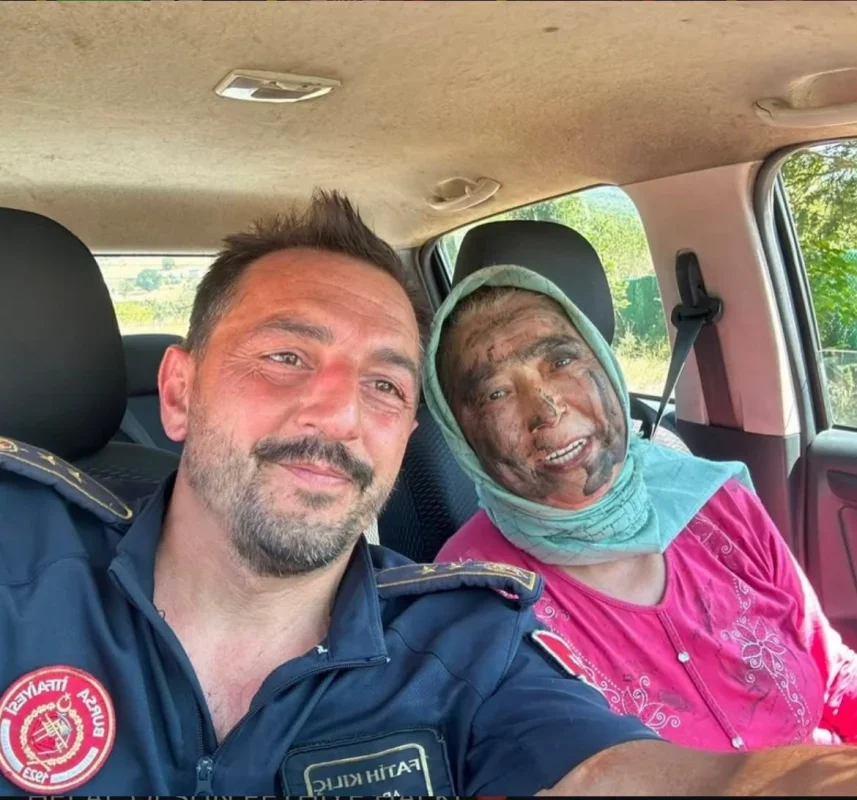 Hanife Tiryaki yangına koştu: KOAH hastası alevlere müdahale etti