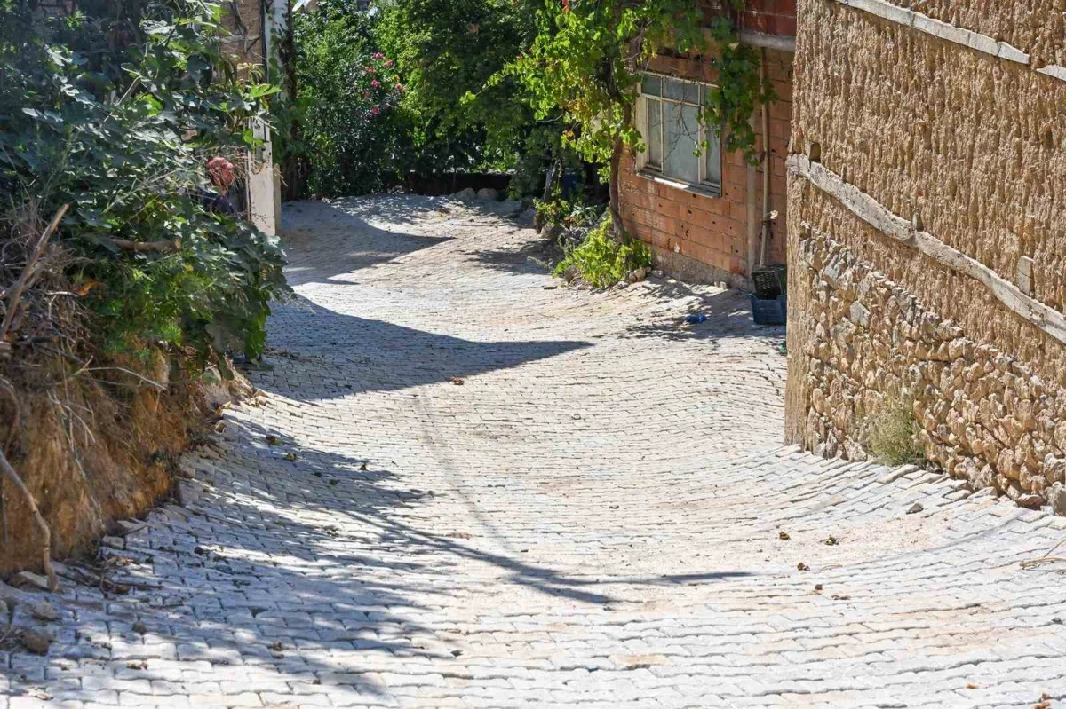 Bursa Büyükşehir'den Müşküle Mahallesi'ne altyapı ve üstyapı