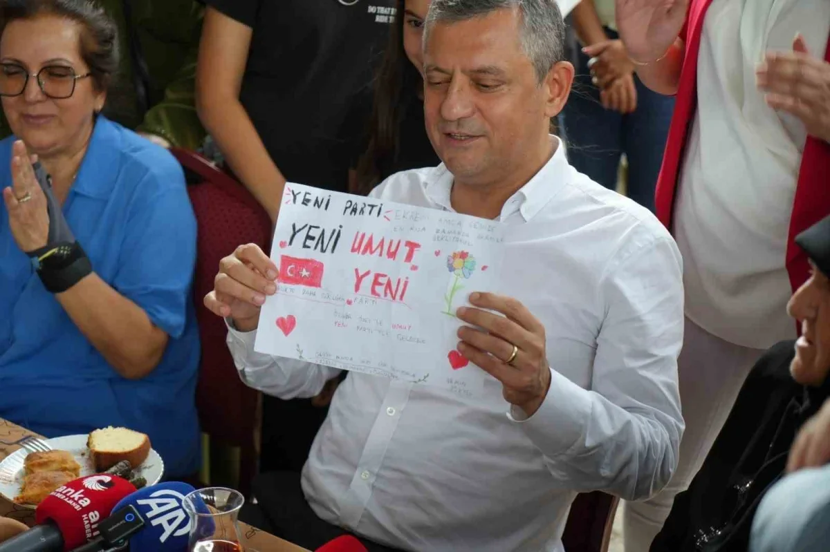 Özgür Özel'den canlı yayın ve savunma hakkı çağrısı